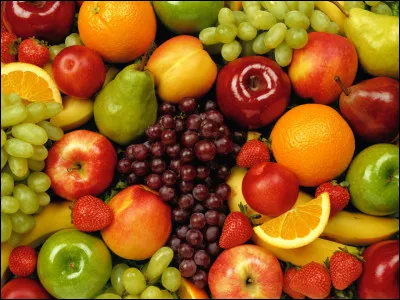 Dans quel continent l'acérola, fruit très riche en vitamines, pousse-t-il ?