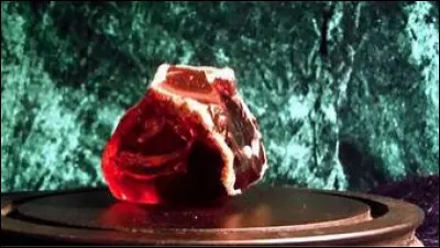 Quelle bouteille permet de traverser les flammes noires ?