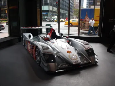 Quelle est cette voiture ?