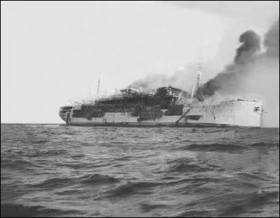 Ce paquebot des Messageries Maritimes a été dévasté par un incendie puis a fait naufrage, le 17 mai 1932 au large d'Aden. C'est le ...