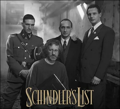 Quel réalisateur, un temps pressenti, abandonne le projet de réaliser le film "American sniper" dont l'action se déroule principalement en Irak ? C'est finalement Clint Eastwood qui le réalisera.