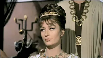 Quelle actrice française interprète le rôle de la perfide reine Berah dans "Sodome et Gomorrhe", film réalisé par Robert Aldrich ?
Indice : avec un nom pareil elle ne devrait pas avoir d'ennemis.