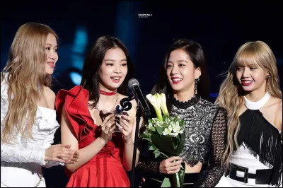 Qui est la danseuse principale du groupe Blackpink ?