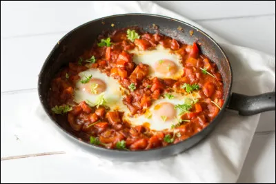 D'o&ugrave; est originaire la chakchouka&nbsp; ?