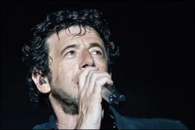 Il revient en 98 en répondant à l'invitation de Johnny Hallyday au stade de France. Quel titre écrit par Bruel en 91 pour l'idole des jeunes chantent-ils en duo ?