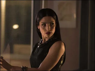 Par quel procéder Lilith va-t-elle redonner la vie à Jonathan grâce à Clary ?