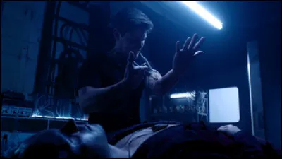 Que Valentin s'est-il injecté dans le sang qui était contre ses principes ?