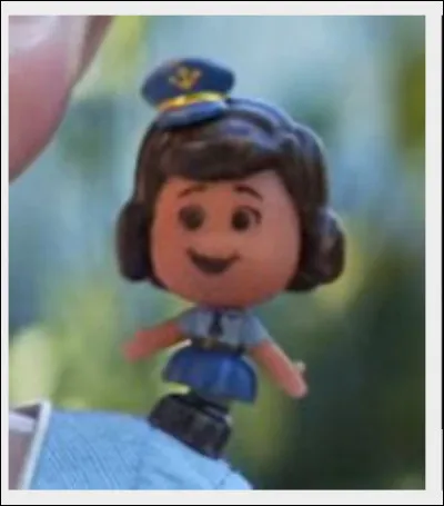 Je sais que tu en a marre de deviner les noms des personnages, alors pour te faire plaisir je vais essayer d'arrêter. Mais quel est le nom de ce personnage ?