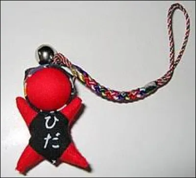 Traditionnellement, ce sont les grand-mères qui confectionnent ces poupées pour leur petite-fille.