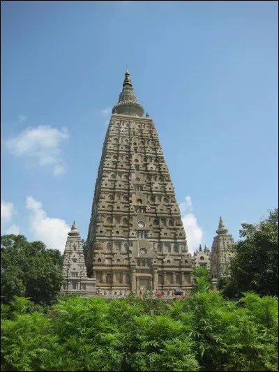 Bien ! Passons maintenant aux monuments indiens : quel est le nom de ce temple ?