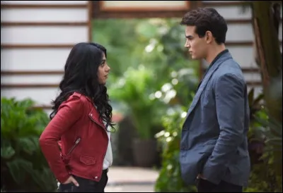 Comment Simon peut-il aller à la lumière du jour ?