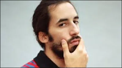 Qui est ce chanteur ?