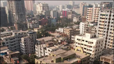 De quel pays Dacca est-elle la capitale ?