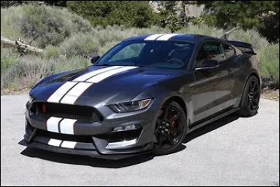 Quelle est cette voiture ?