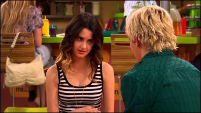 Quel est le titre de la chanson du générique de "Austin et Ally" ?