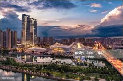 Changsha est une ville :