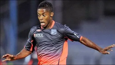 Comment s'appelle ce joueur ?