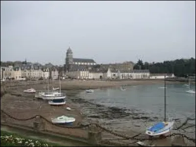Nous terminons notre balade en Bretagne, à Saint-Servant. Commune de l'arrondissement de Pontivy, elle se situe dans le département ...