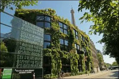 Quel grand architecte a r&eacute;alis&eacute; le mus&eacute;e du Quai Branly (qu'on appelle souvent mus&eacute;e Chirac), qui est un mus&eacute;e des Arts et Civilisations d'Afrique, d'Asie, d'Oc&eacute;anie et des Am&eacute;riques, inaugur&eacute; en 2006 ?