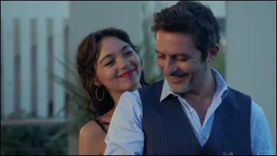 Qui interprète le rôle d'Alex Bertrand ?