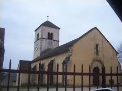 Voici l'église Saint-Pierre de Curtil-sous-Burnand. Commune Saône-et-Loirienne, elle se situe dans le département numéro ...