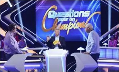 Comment s'appelait l'ancien présentateur de "Questions pour un champion" ?