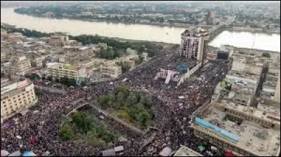 Maintenant on part en Irak ! Comment dit-on "mouchoirs triple épaisseur" en kurde, une des deux langues officielles de l'Irak ?