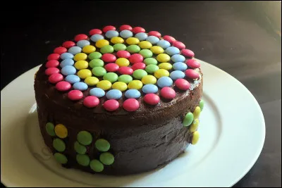 À quelle firme appartiennent les Smarties ?