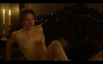 Quel est le personnage de Reeve Carney ?