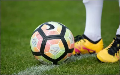 Football : qu'est-ce qu'un petit pont ?