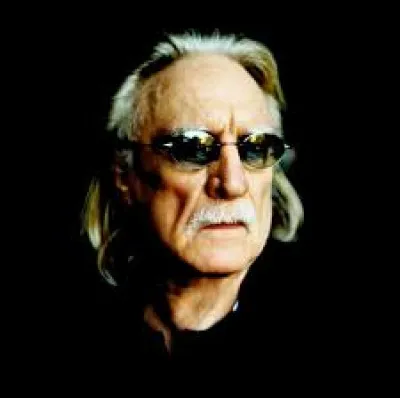 Complétez le titre de cette chanson : "La vie c'est une...