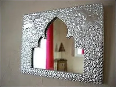 On peut s'admirer dans ce beau...