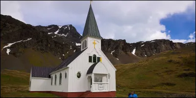 Les îles Sandwich du Sud ont été découvertes en partie par le navigateur britannique James Cook le 31 janvier 1775. Savez-vous dans quel océan elles se trouvent ?