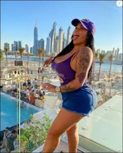 Comment s'appelle cette personne ?