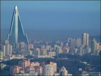 Ma population officielle du centre-ville est estimée à 2,5 millions d'habitants en 2013.