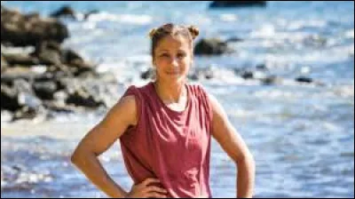 Lors du confort du 15 mai, Naoil a invité Inès à partager le confort avec elle. Par quoi Naoil fut-elle étonnée ?