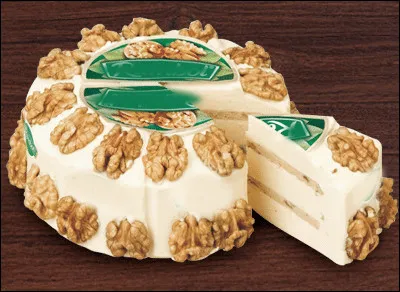 Quel est ce fromage aux noix qui alterne des couches crémeuses et des couches croquantes d'éclats de noix ?