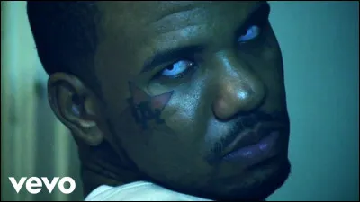 De quels rappeurs est accompagné The Game sur le morceau "Martians vs Goblins" ?