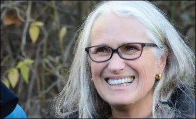 Cette r&eacute;alisatrice et sc&eacute;nariste n&eacute;o-z&eacute;landaise a remport&eacute;, en 1993, la Palme d'or du festival de Cannes pour son film "La Le&ccedil;on de piano" : c'est ... Campion.