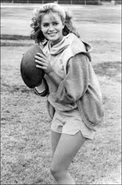 Comment s'appelle cette actrice ?