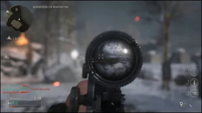 Comment s'appelle la petite croix qui apparaît lorsque l'on touche un adversaire sans l'éliminer ?