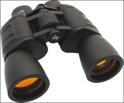 Comment s'appelle cet appareil formé de deux lunettes qui permet de voir très loin ?