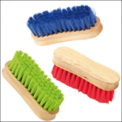 Lequel n'est pas un nom de brosse ?