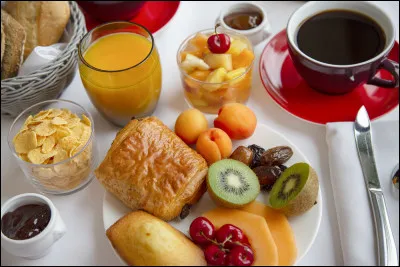 Qui chante "Crois-tu qu'il va neiger me demande-t-elle soudain ? Me feras-tu un bébé pour Noël ?" ?