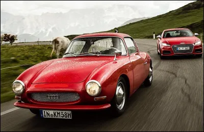 Cette jolie voiture de sport allemande est mue par un trois cylindres ! Ernsthaft ? Oui, et ça paraît plus logique quand on voit sur quel modèle elle est basée :