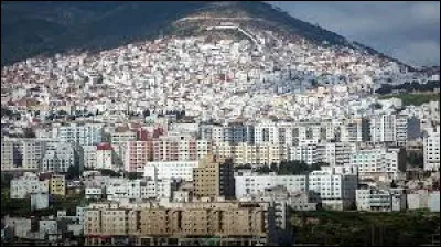 Tétouan est une ville algérienne.
