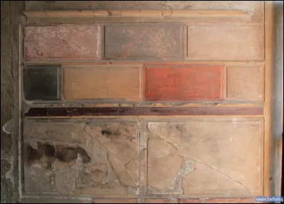 Rome : Quelles sont les caractéristiques du premier style pompéien ?