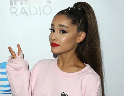 Comment s'appelle sa toute dernière tournée mondiale ? (2019)