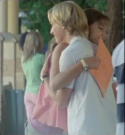 Depuis quel âge Lewis et Cléo "étaient-ils" meilleurs amis ?