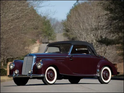 Ce joli cabriolet à moteur six cylindres était un summum du luxe allemand à sa sortie. Comment s'appelle ce majestueux modèle ?
